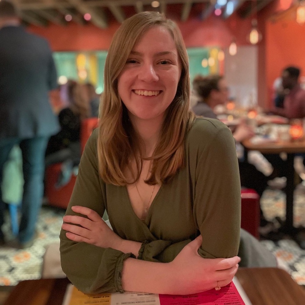 Meet your Posher, Chloe